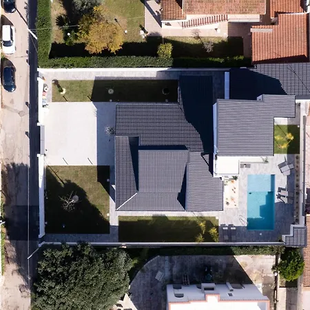 Villa Joseph Con Piscina